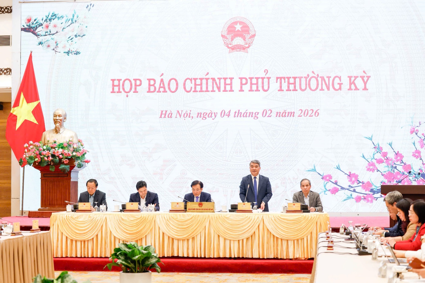 Thị trường tiền tệ, tỷ giá cơ bản ổn định1.jpg